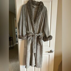 Pottery Barn Plush Faux Fur Robe in Gray